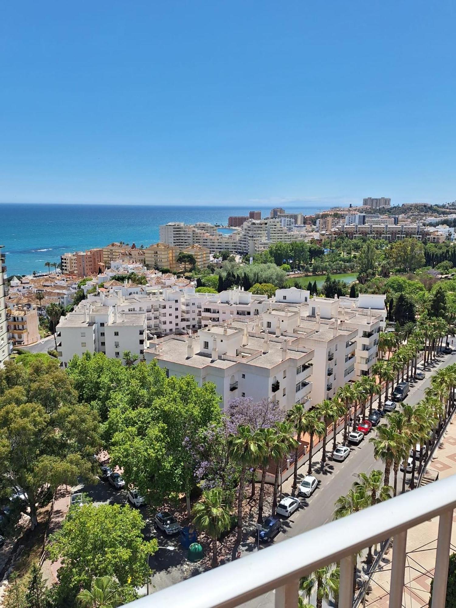 Jupiter Apartment Sea View Benalmádena Dış mekan fotoğraf