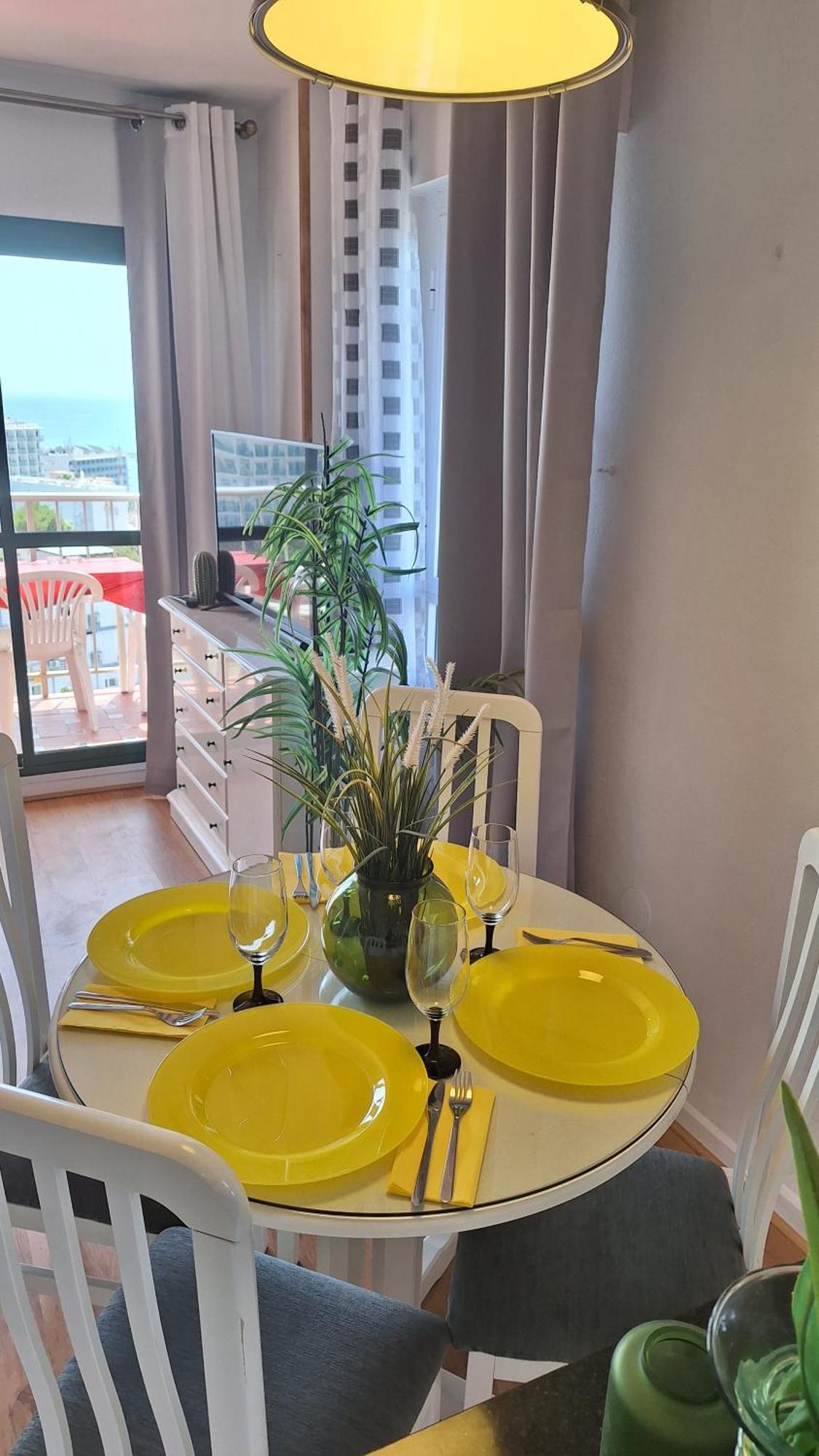 Jupiter Apartment Sea View Benalmádena Dış mekan fotoğraf